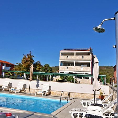 Apartment Tony With Private Pool Сукошан Екстер'єр фото